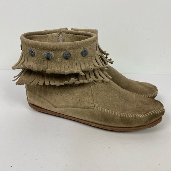 Minnetonka Leather Suede Tan Fringe Moccasins Boots - Picture 1 of 5